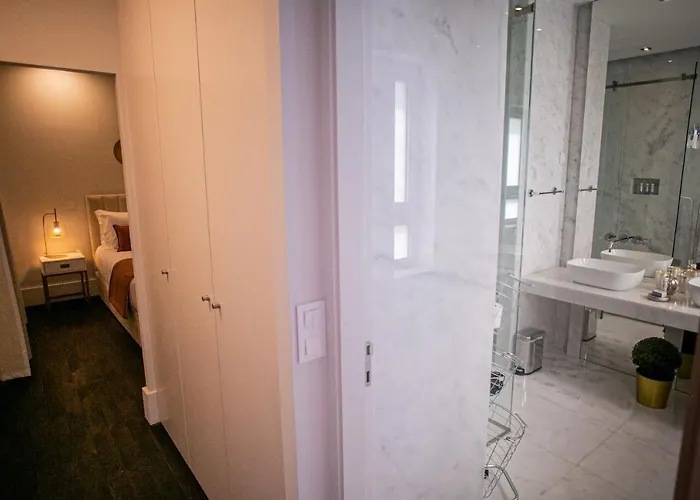 262 Boutique Aliados Порту