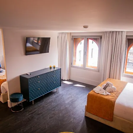 262 Boutique Aliados Oporto